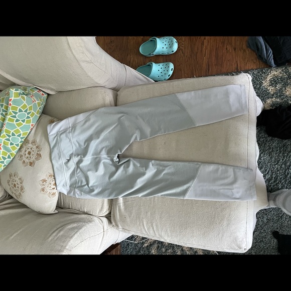 Leggings - Picture 2 of 4